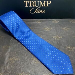 PRESIDENT DONALD J TRUMP Signature Collection Tie